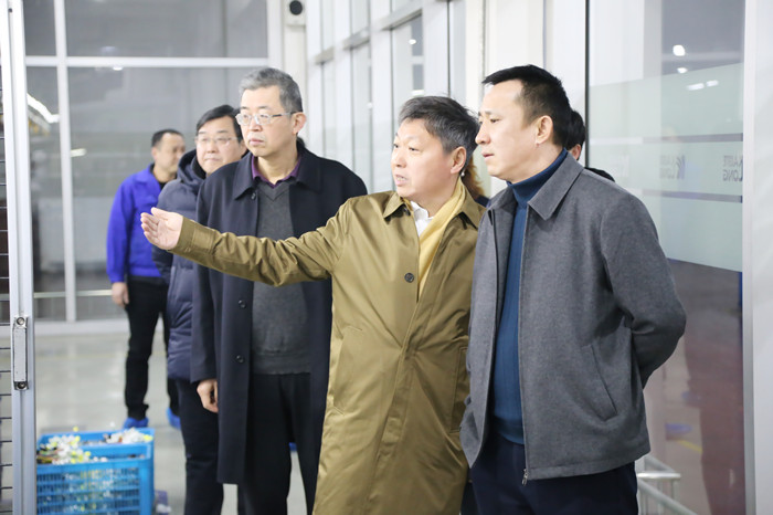 钱桥街道党工委郭建东书记一行莅临今年会官网登录入口高科指导事情